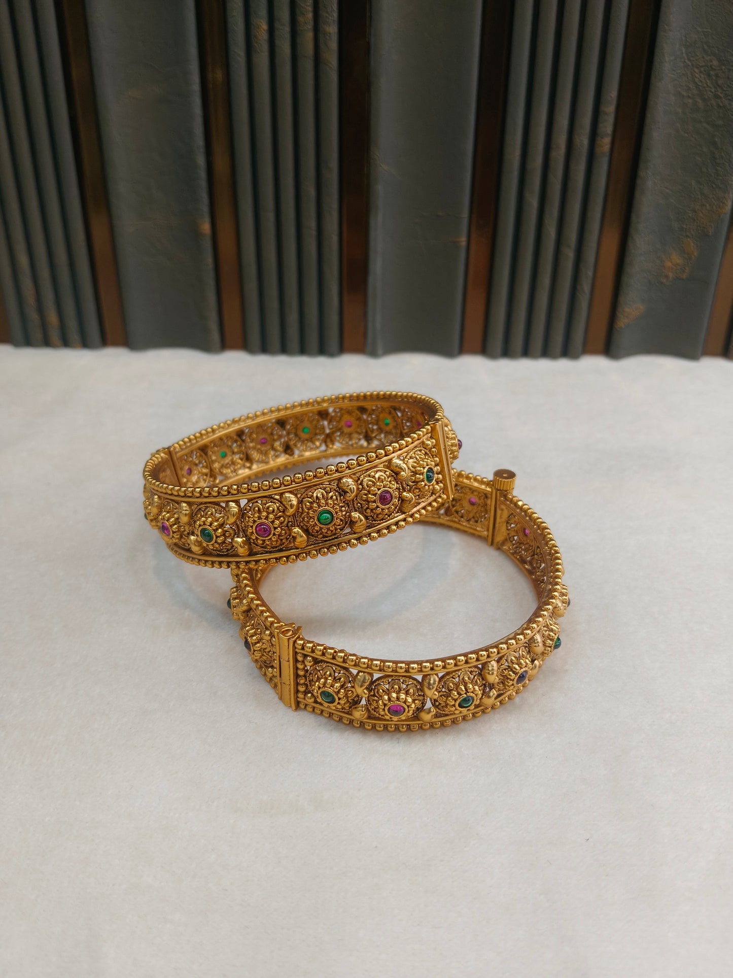 Bangles jewelry /Traditional bollywood jewelry Ruby Green Palak Gold bangles