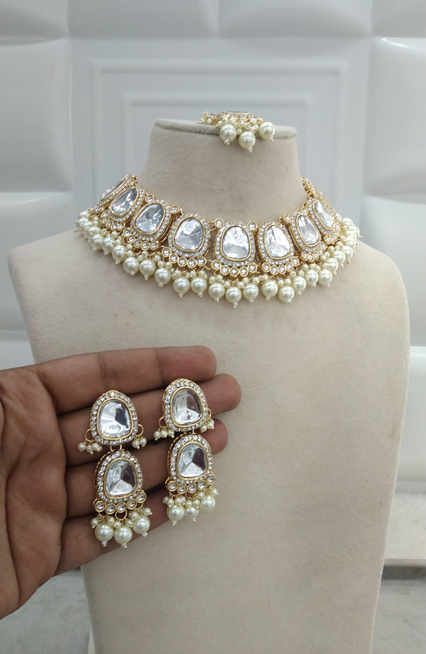 Devine Gold White Kundan Indian Jewellery Set