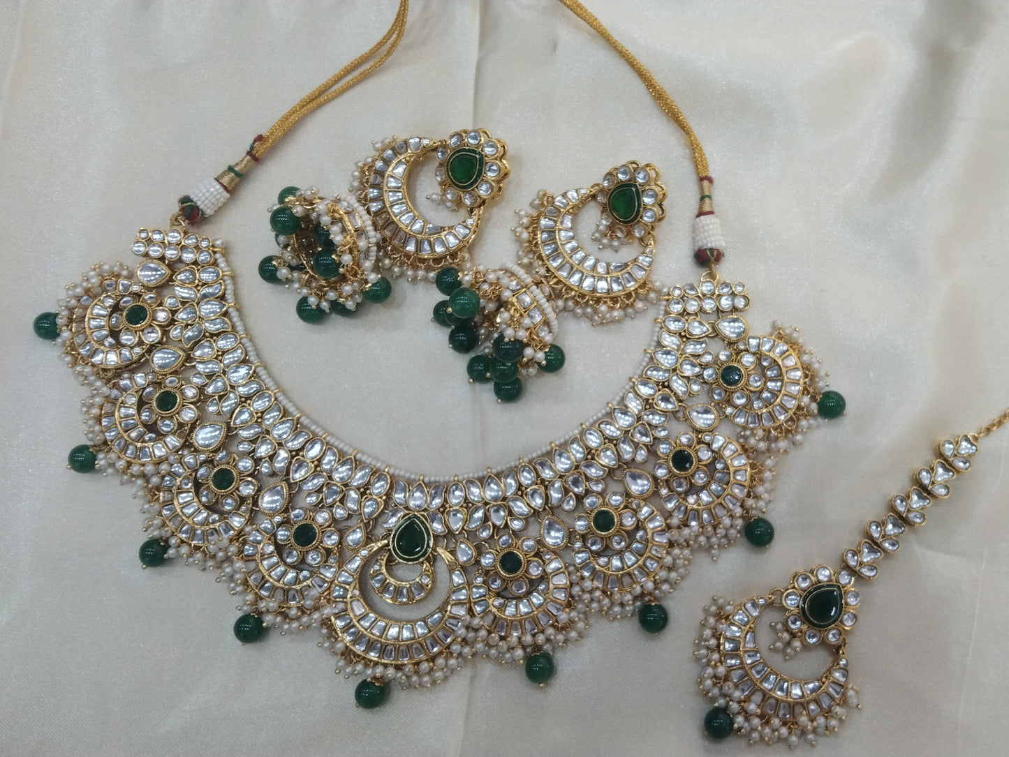 Gagan Green kundan Indian Jewellery Set