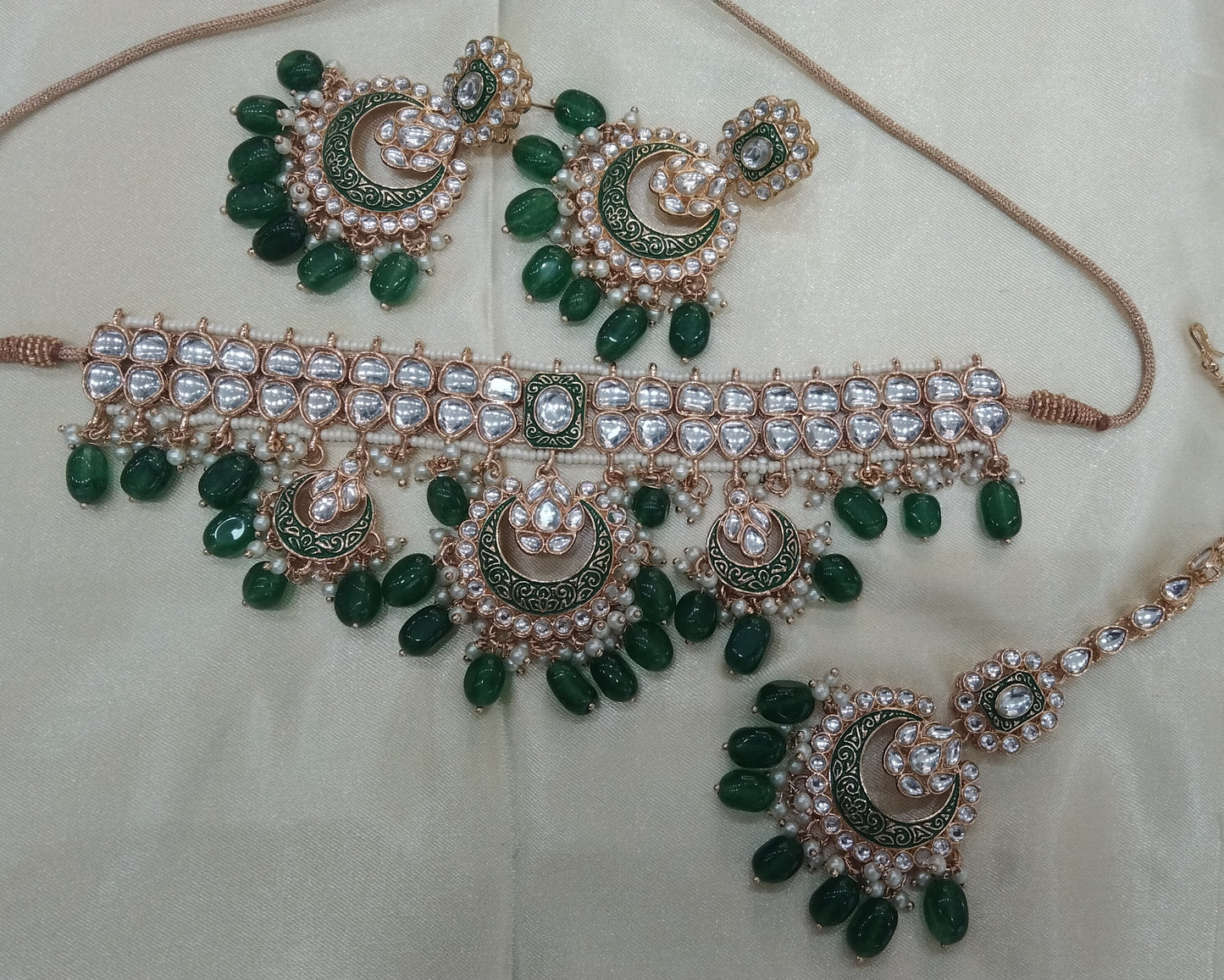 Freya Green kundan Indian Choker Jewellery Set