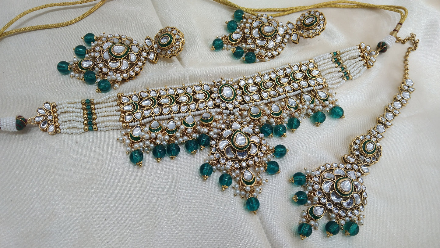 Gurpreet Rama Green kundan Indian choker Jewellery Set