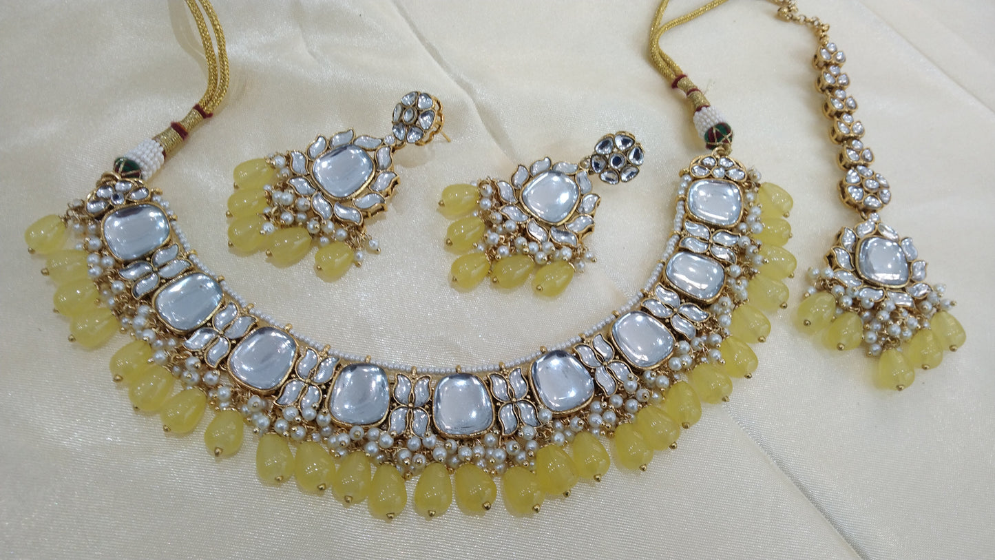 Janvi Yellow kundan Indian Necklace Jewellery Set