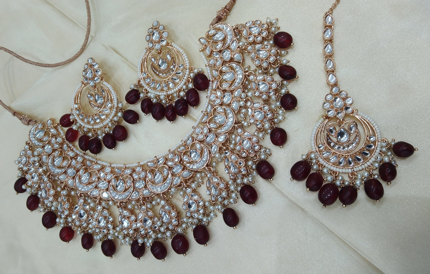 Kirna Maroon kundan Indian Necklace Jewellery Set