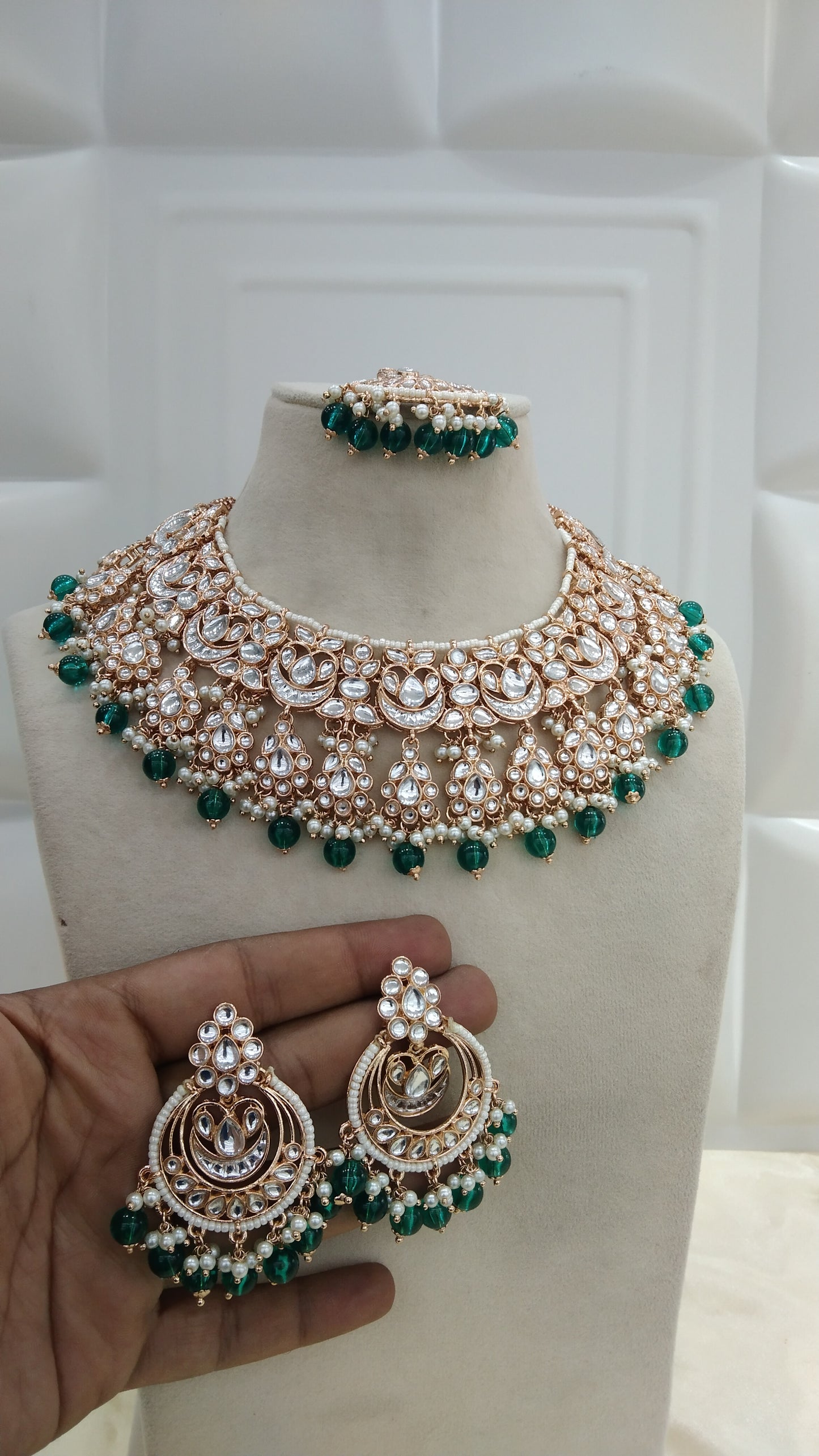 Kirna Light Green kundan Indian Necklace Jewellery Set