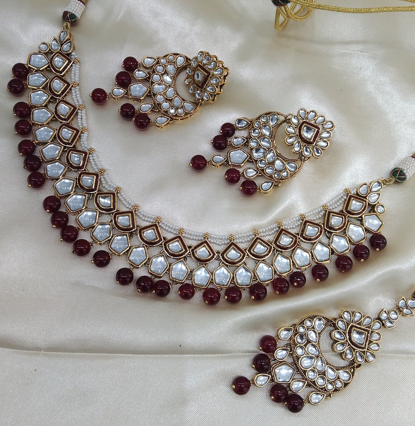 Manvi Maroon kundan Indian Necklace Jewellery Set