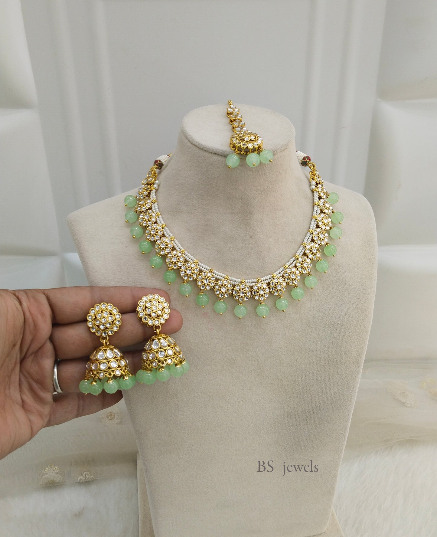 Kundan Jewelry Pista Necklace Aman Jewellery Set