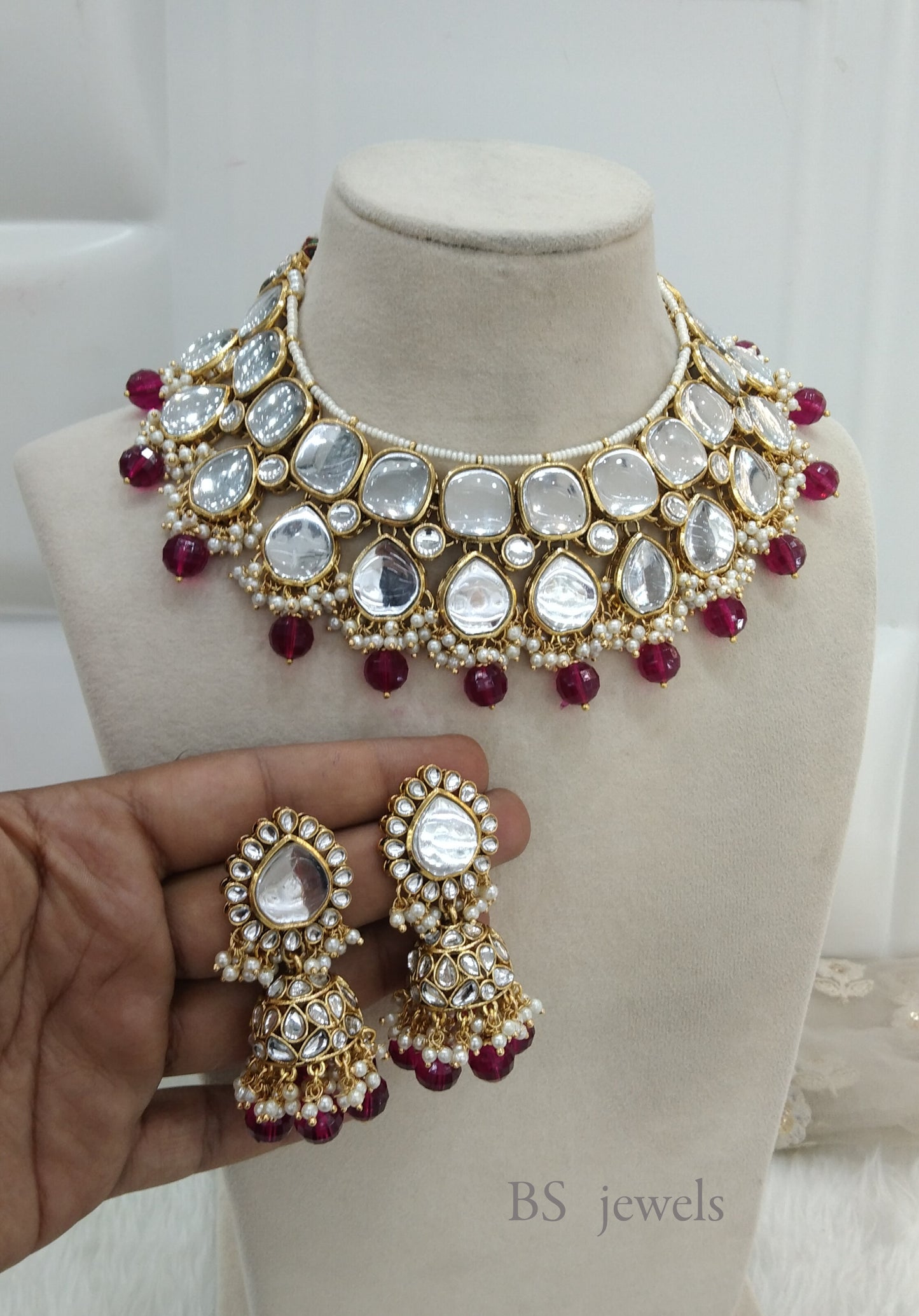 Sannu Majenta Kundan Jewelry  necklace set