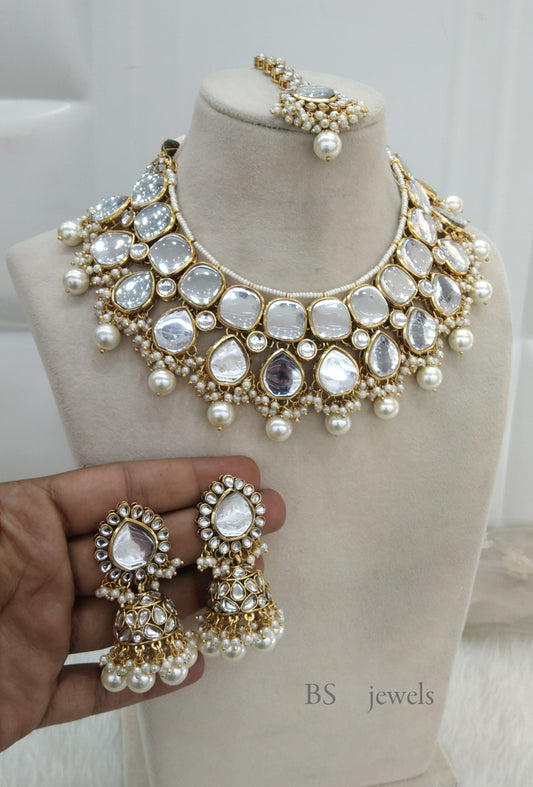 White Sannu  Kundan Jewelry  necklace set