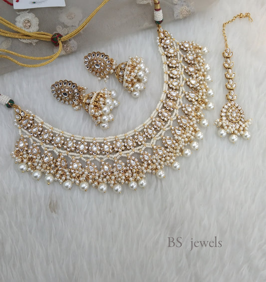 WhiteKundan Jewelry Sera Necklace Set