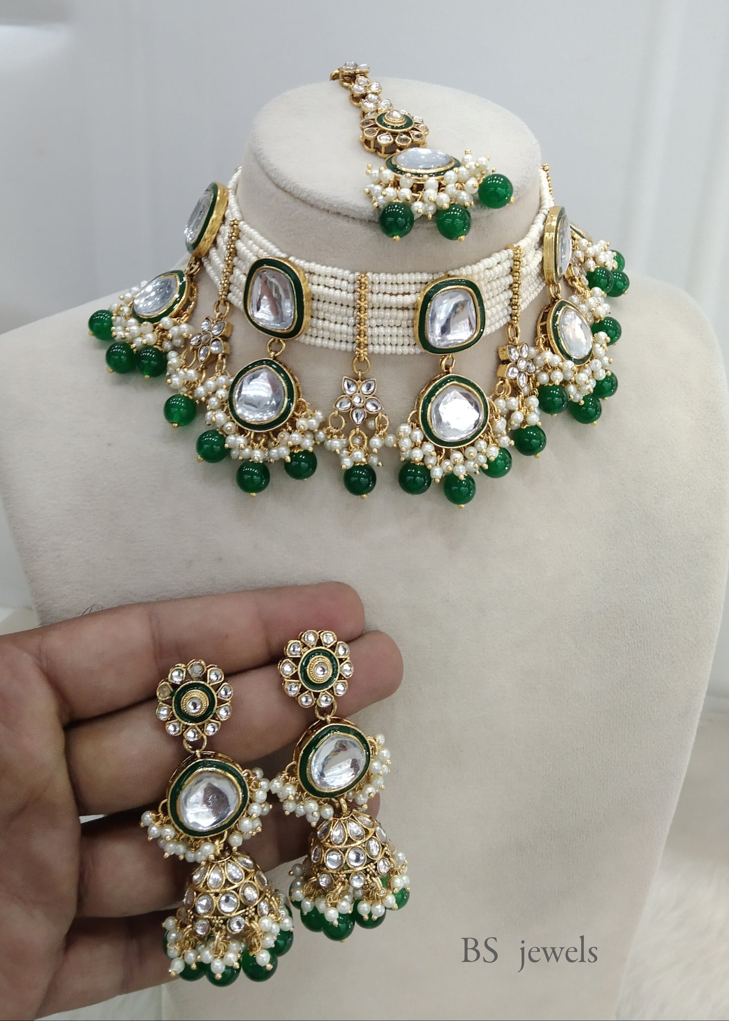 Toni Green Kundan Choker  set Earrings Jewelry