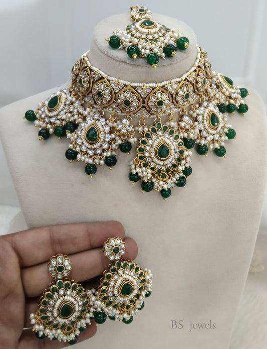 Tanna Green Kundan Necklace  set Earrings Jewelry