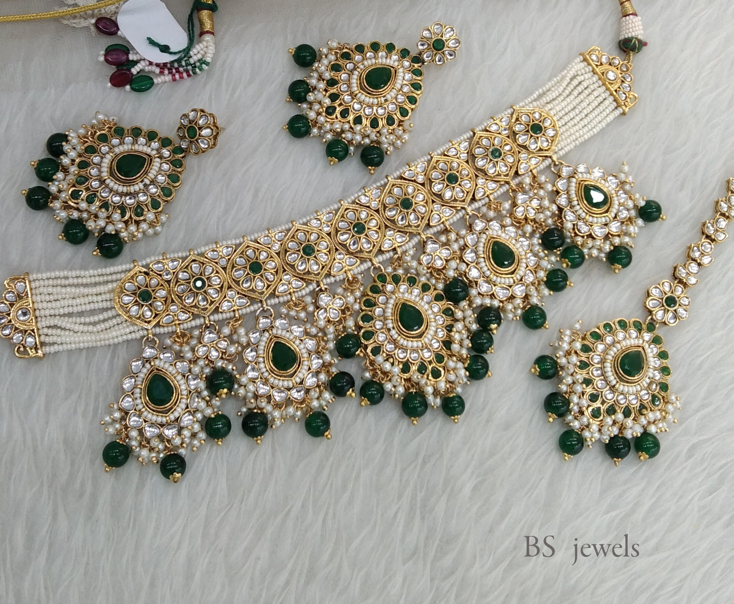 Tanna Green Kundan Necklace  set Earrings Jewelry