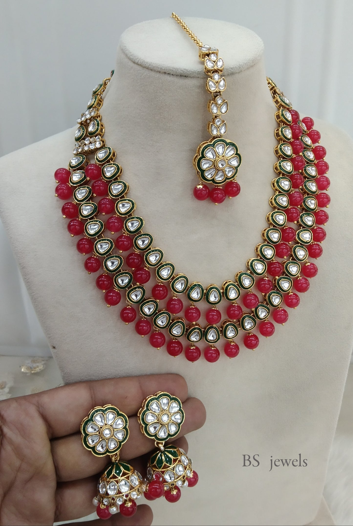 Red Kundan Jewelry Tishu Set