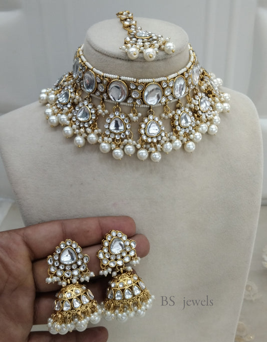 Taani White  Kundan Choker  set Earrings Jewelry