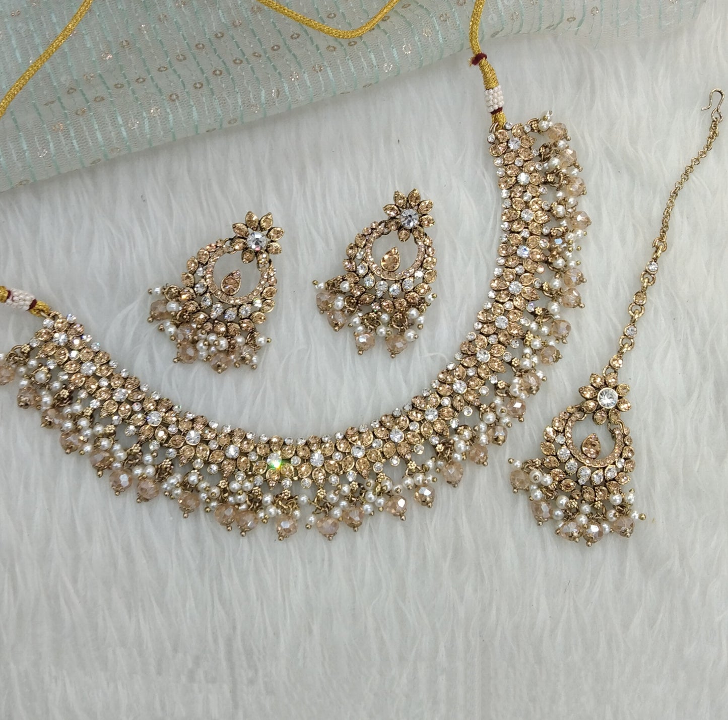 Antique gold necklace Set Indian jewellery Vita set
