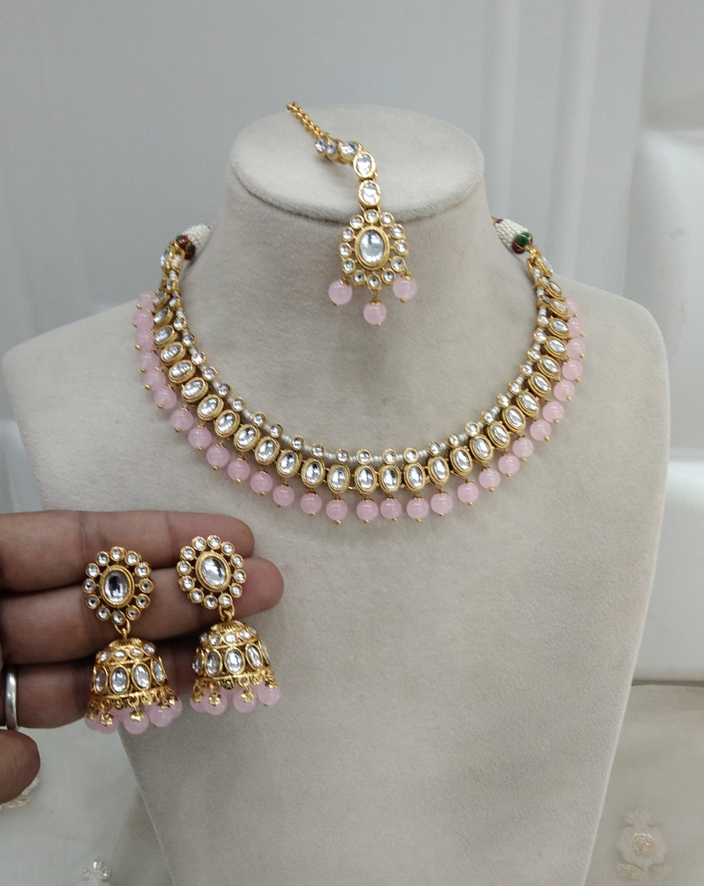 Kundan Jewelry Necklacea Baby Pink Laksha Set