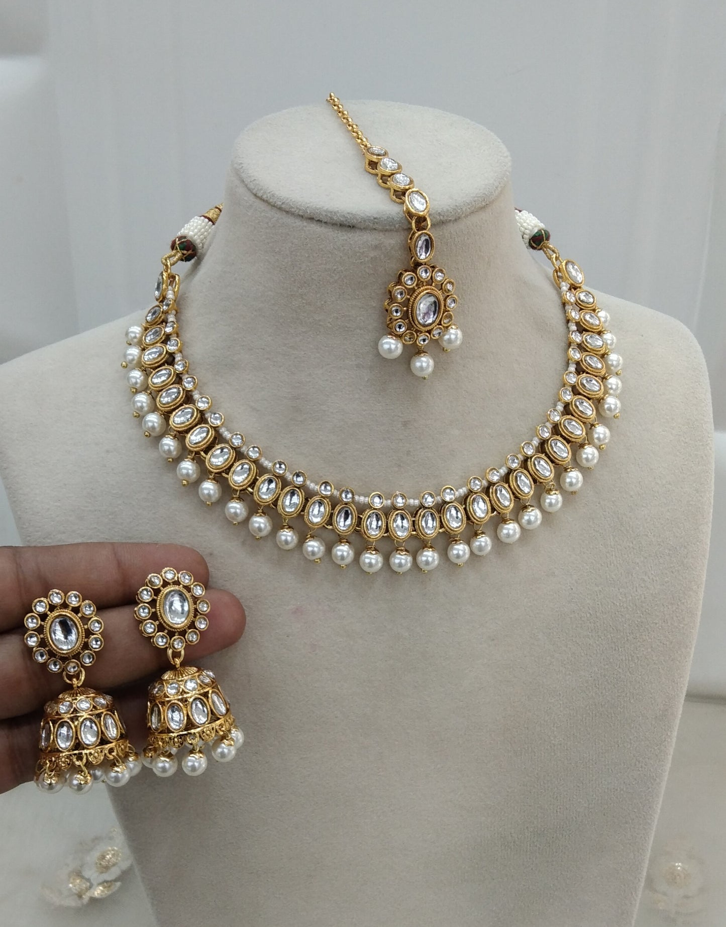 Kundan Jewelry Necklace White Laksha Set