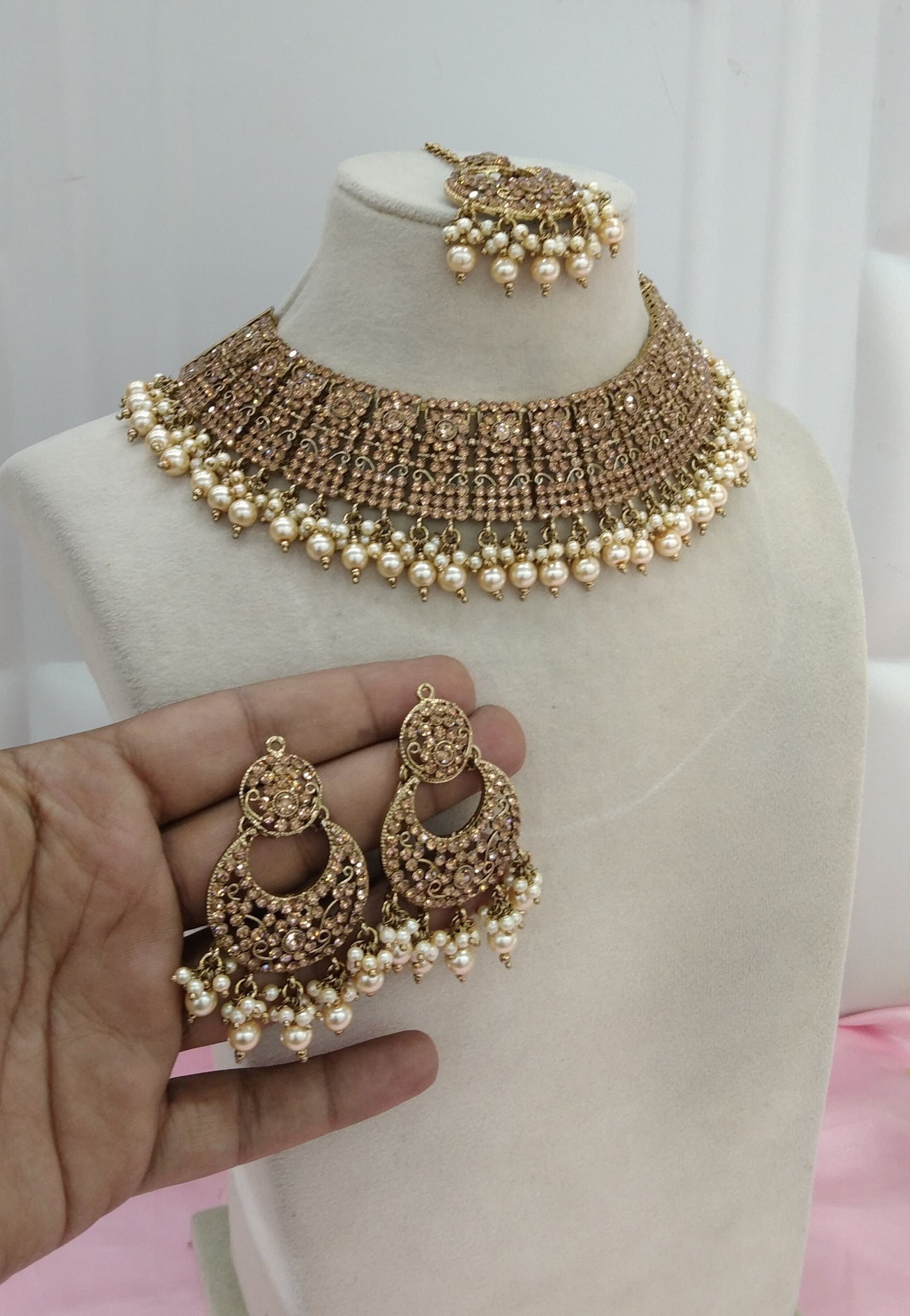 Antique Gold Necklace Jewellery love Set