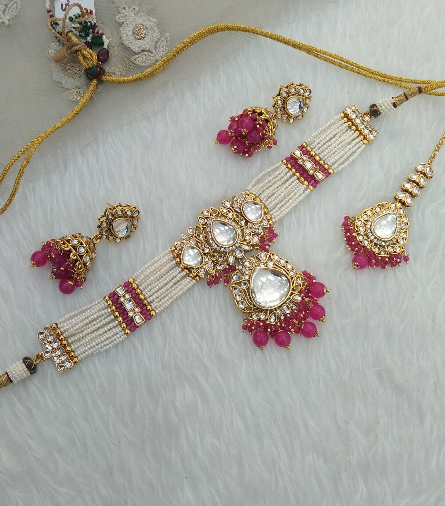 Gaajri Kundan Choker Jewellery Udvita Set