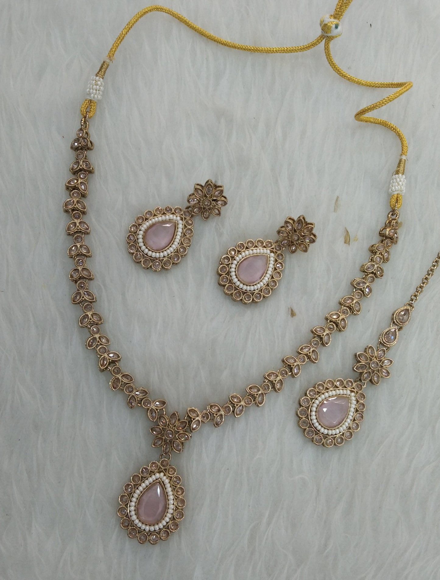 Baby Pink Necklace Jewellery Rishi Set