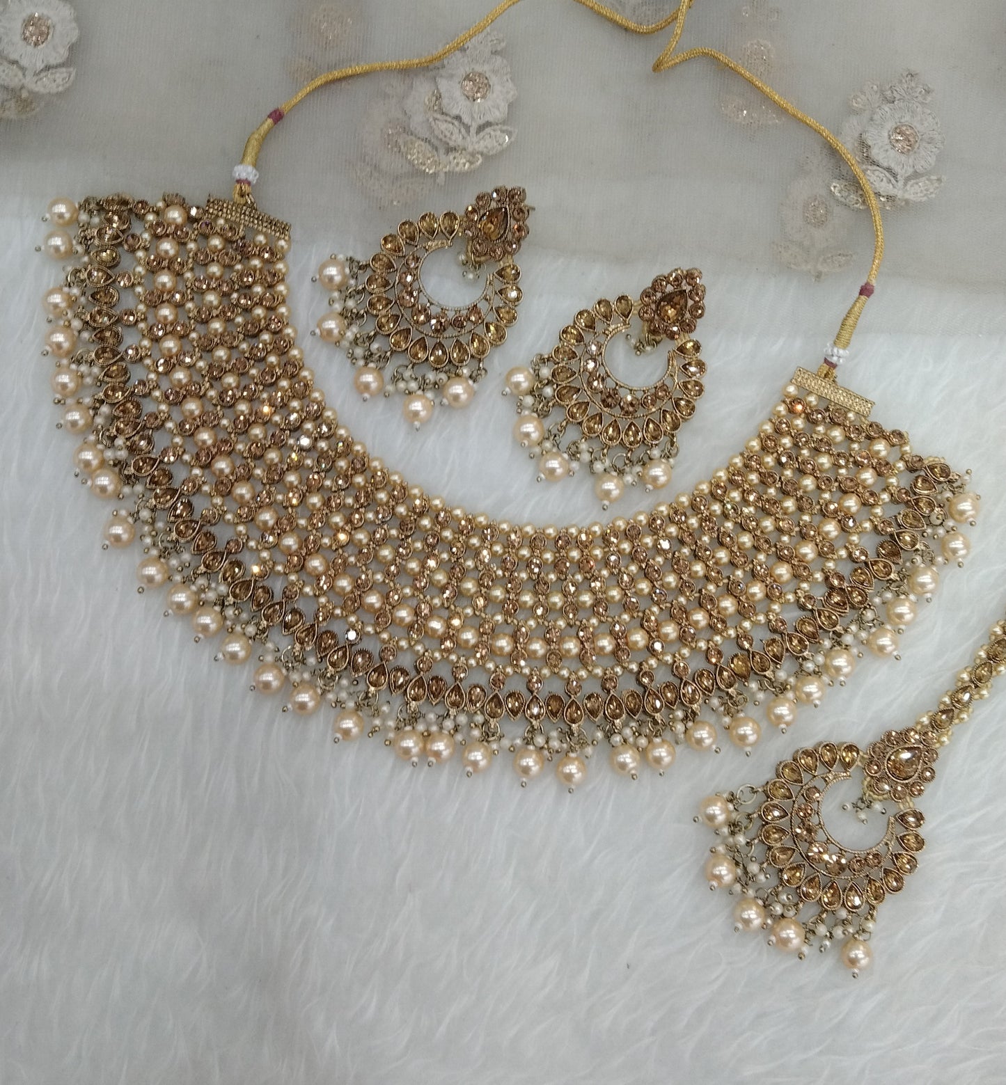 Antique Golden Necklace Indian Jewellery Shnu Set