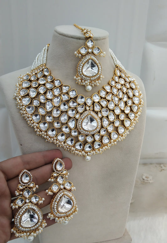 Gold white Kundan Necklace Jewellery Arjun Set