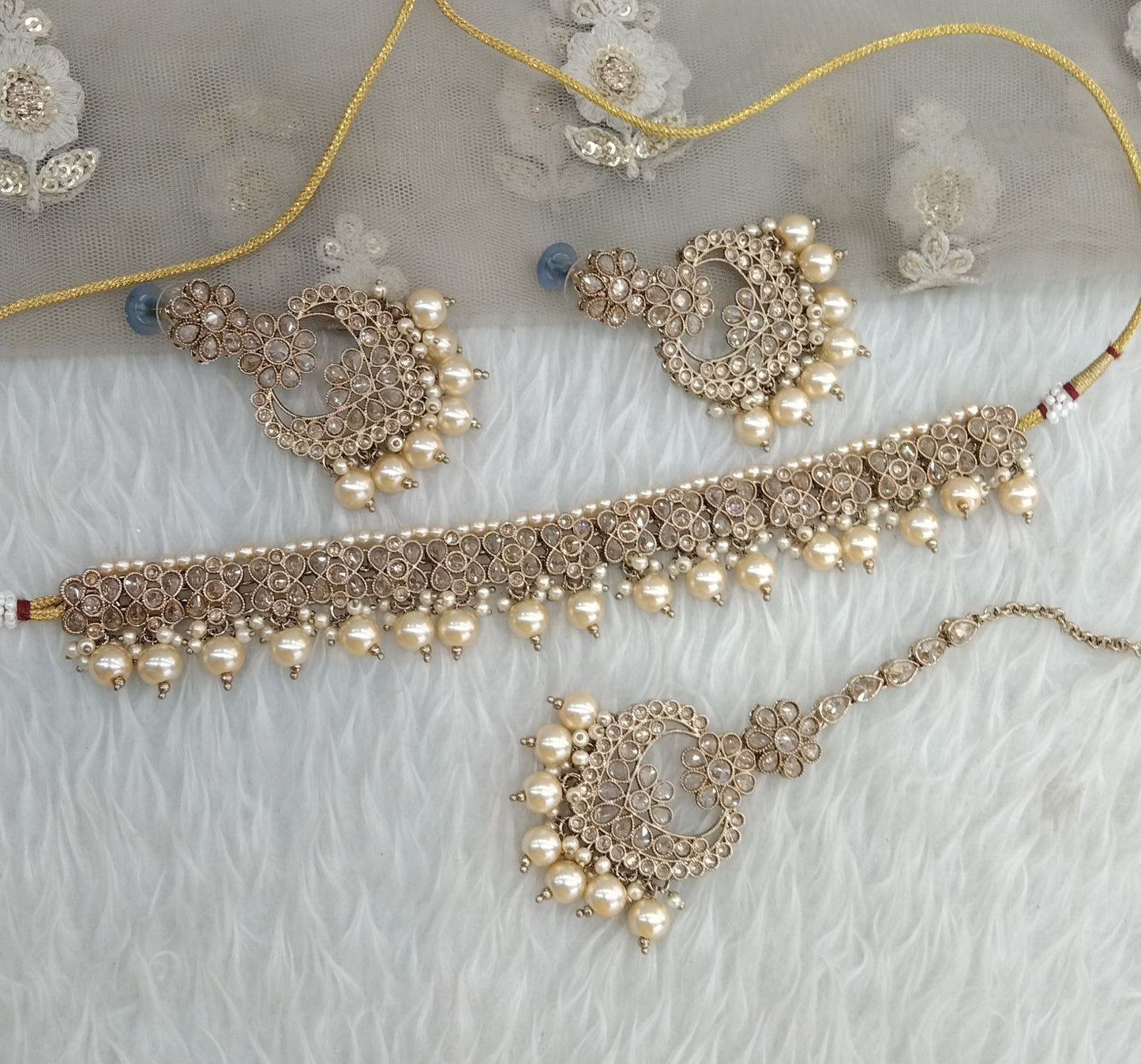Antique Gold Choker Jewellery Host Set