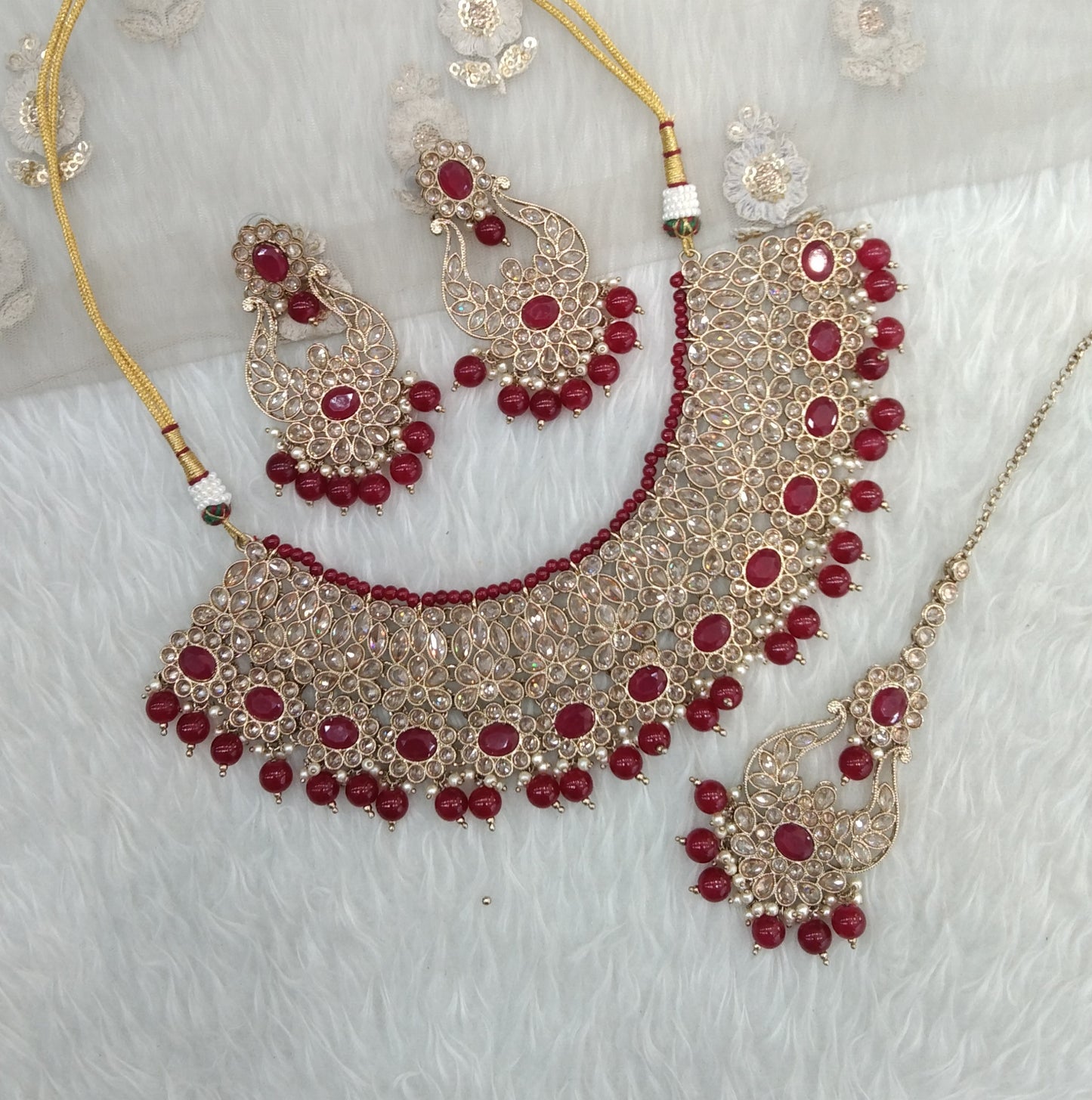 Maroon necklace Jewellery Queen Town Set