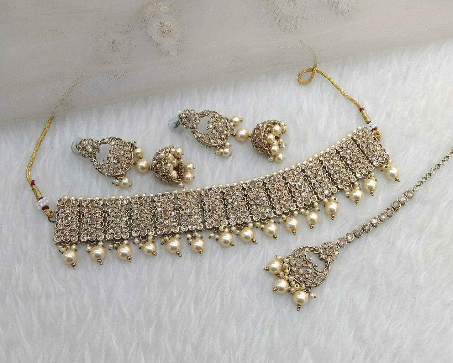 Antique Golden Choker Jewellery Learn Set