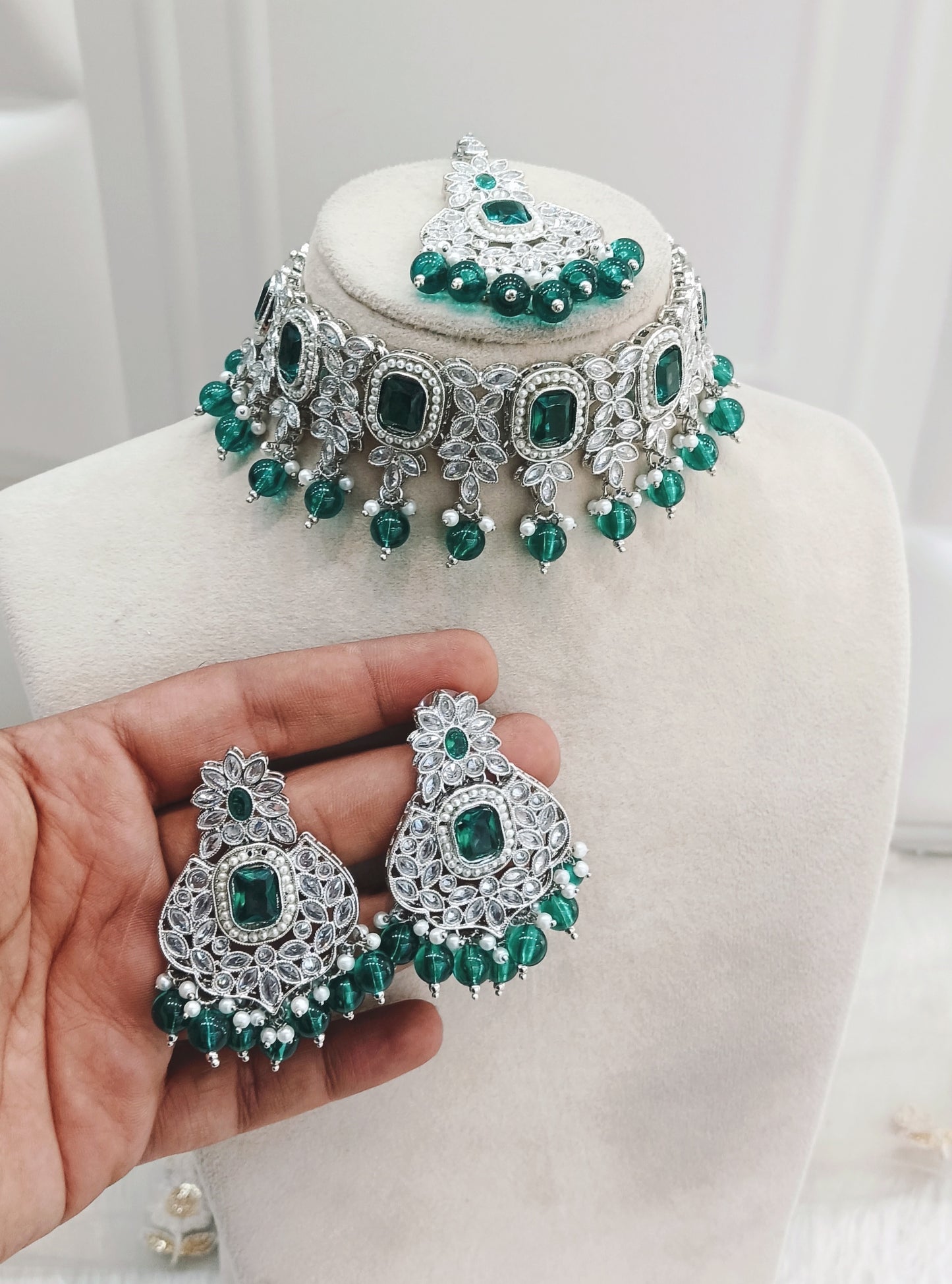 Silver Rama Green Choker Jewellery Shine Set