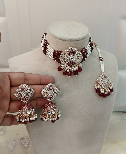 Maroon Kundan 21 Karet Choker Jewellery Hipsi Set