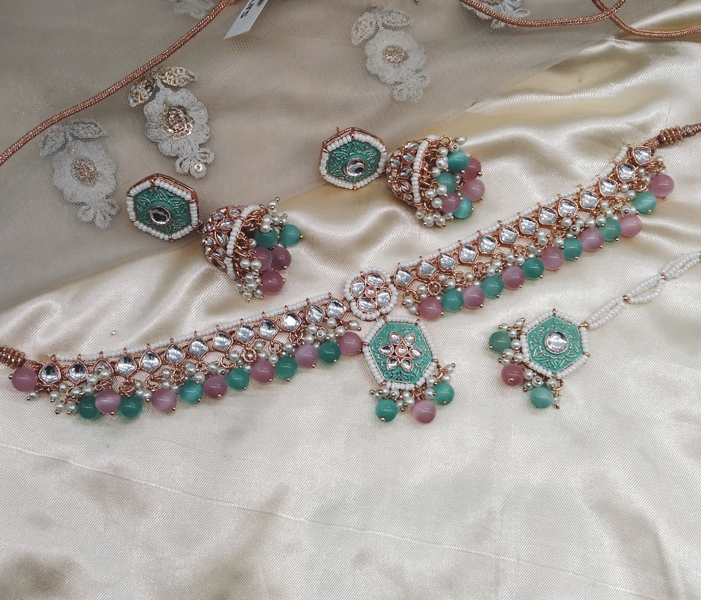 Sea Green Pink Kundan 21 Karet Necklace Jewellery Preserve Set