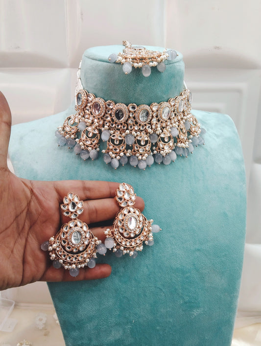 Grey Kundan 21 Karet Choker Jewellery Huchi Set