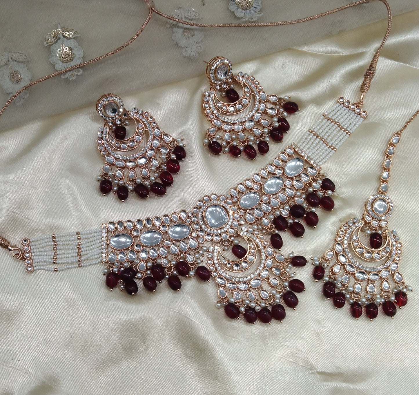 Maroon Kundan 21 Karet Choker Jewellery Hira Set