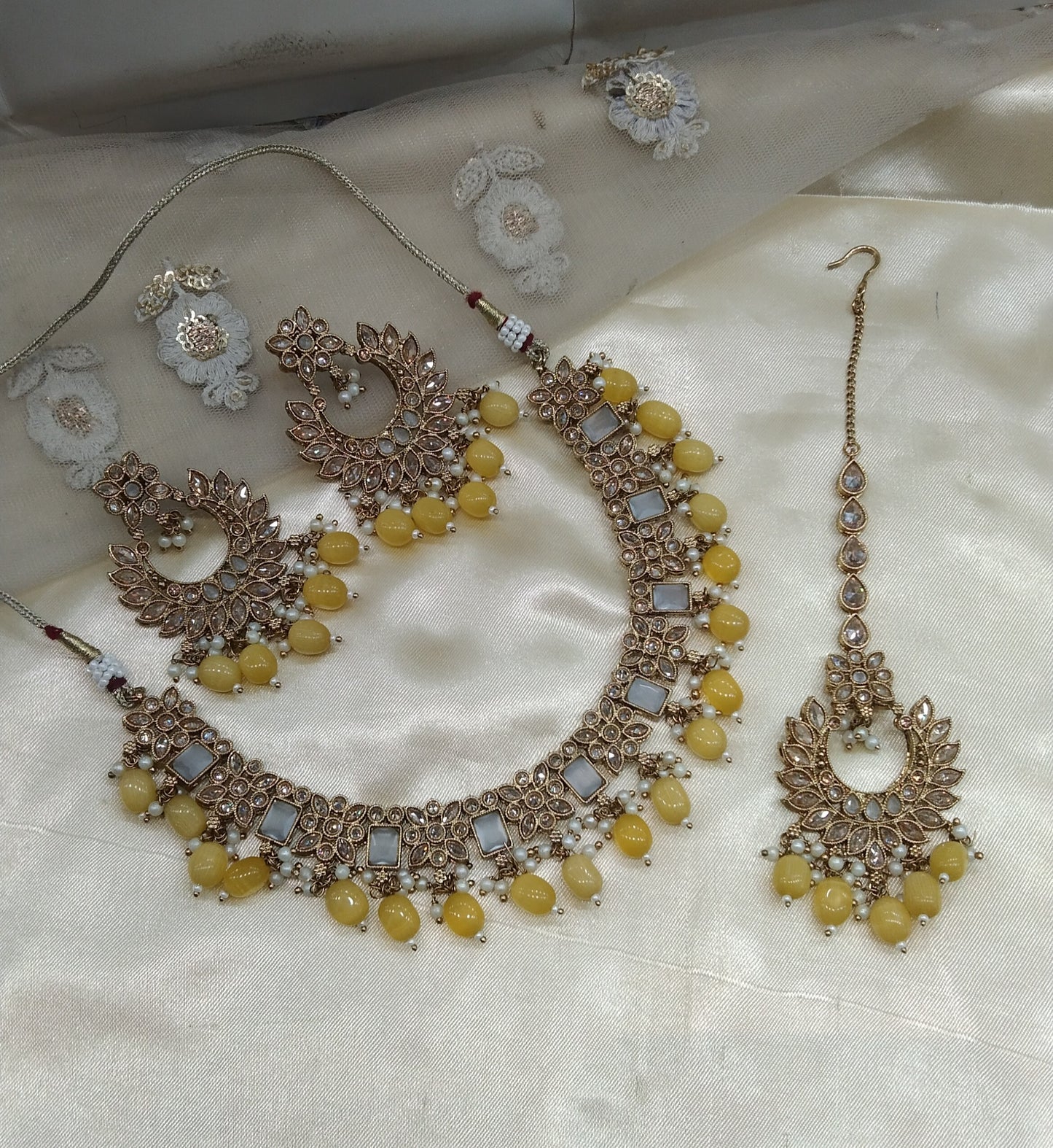 Yellow Necklace Jewellery Hiki Set