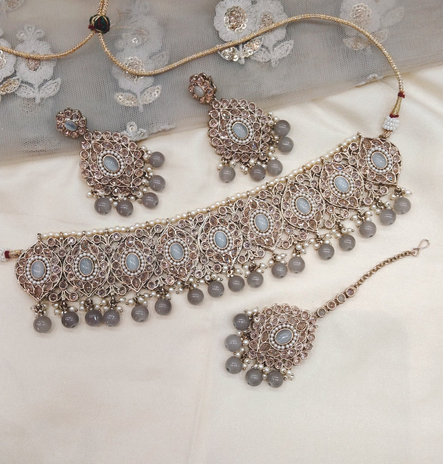 Grey Choker Jewellery Hira Set