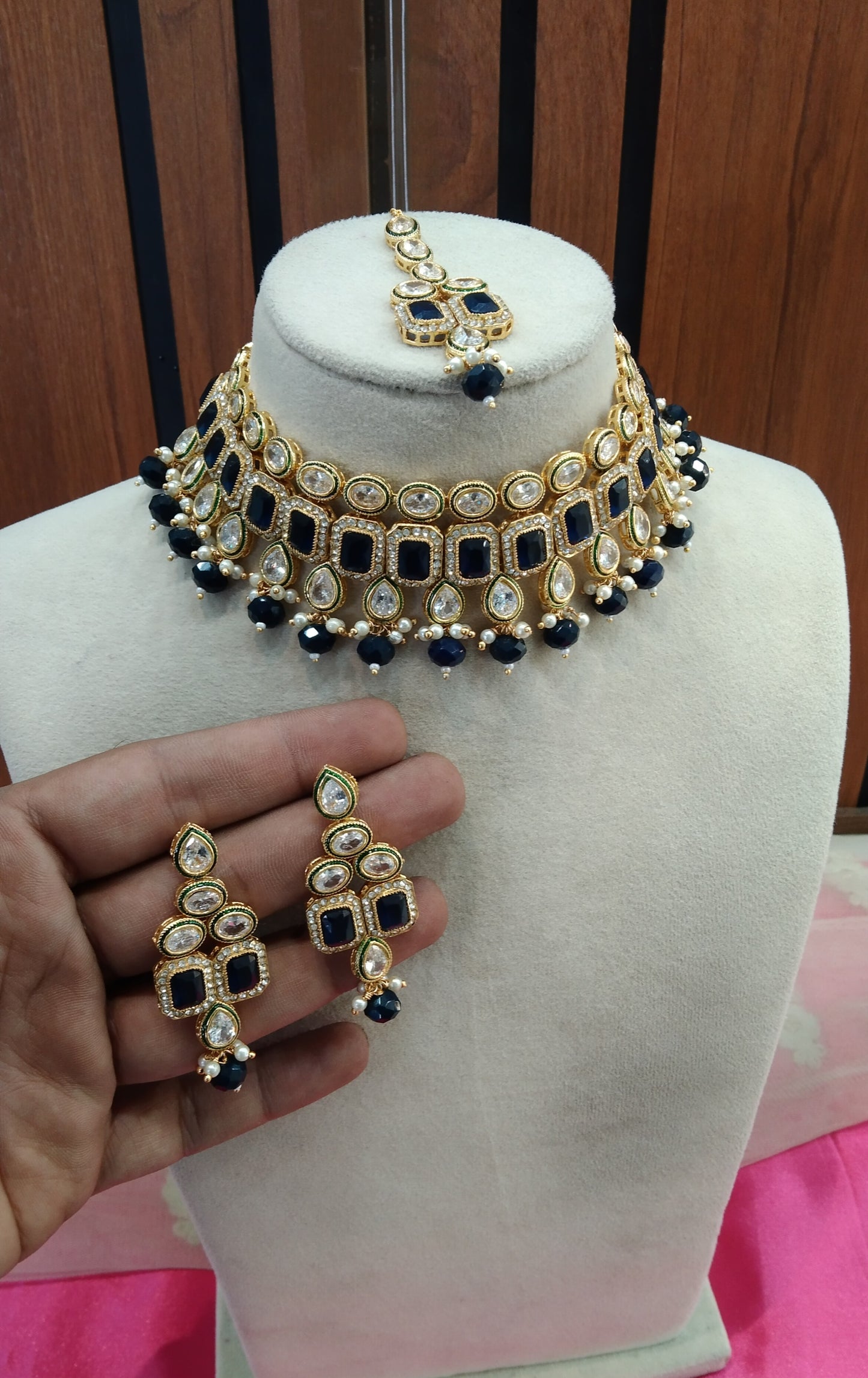 Blue Choker Kundan Jewellery Omsk Set