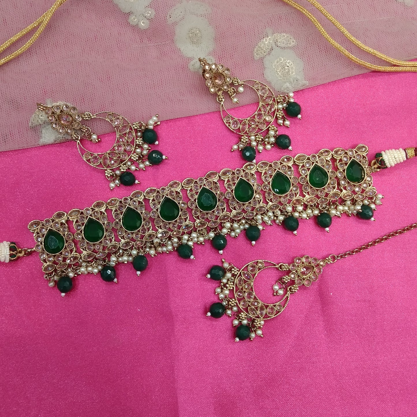 Green Choker Jewellery Chris Set