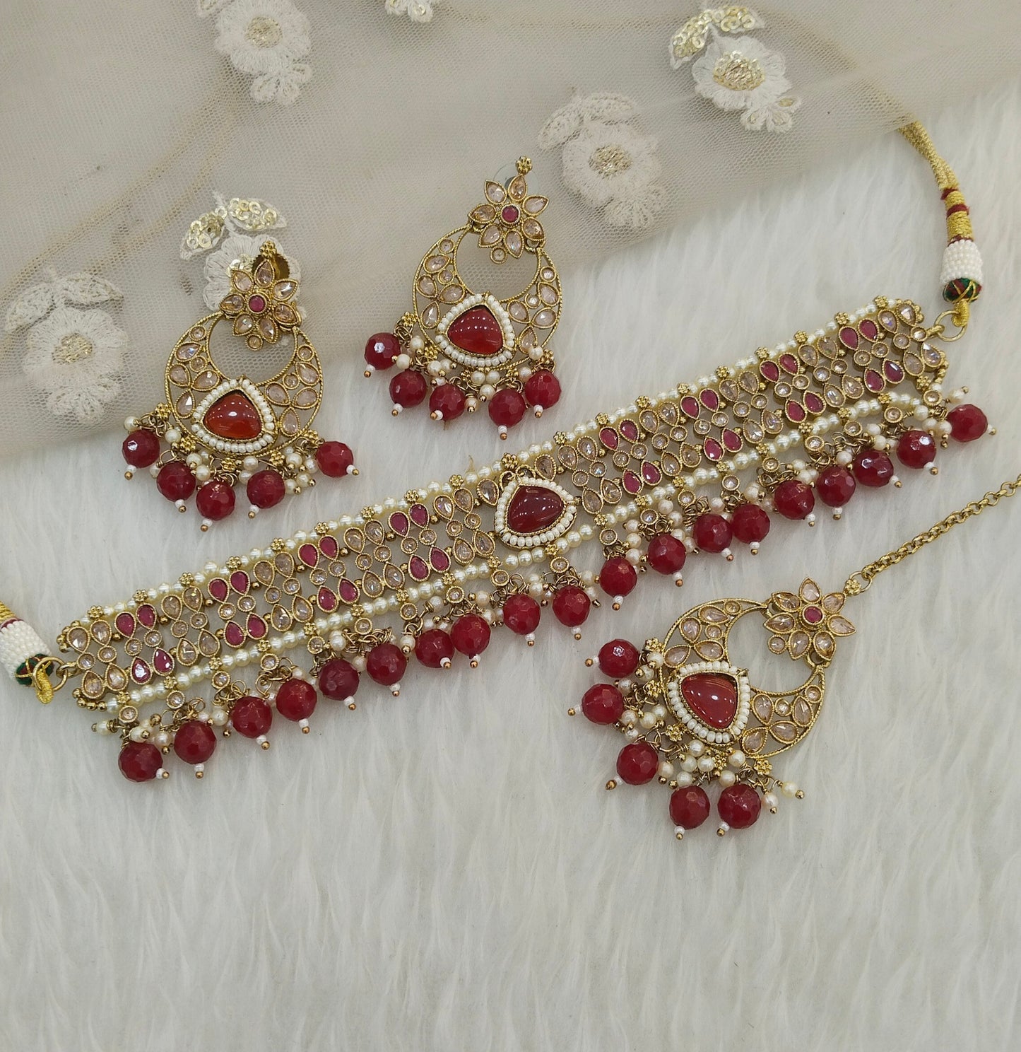 Maroon Choker Jewellery Treuton Set