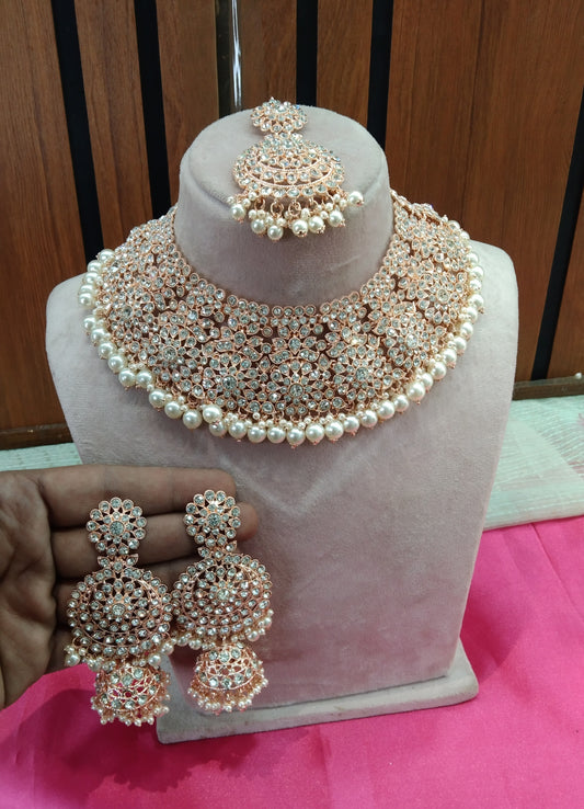 Rose White Necklace Jewellery Darwin Set