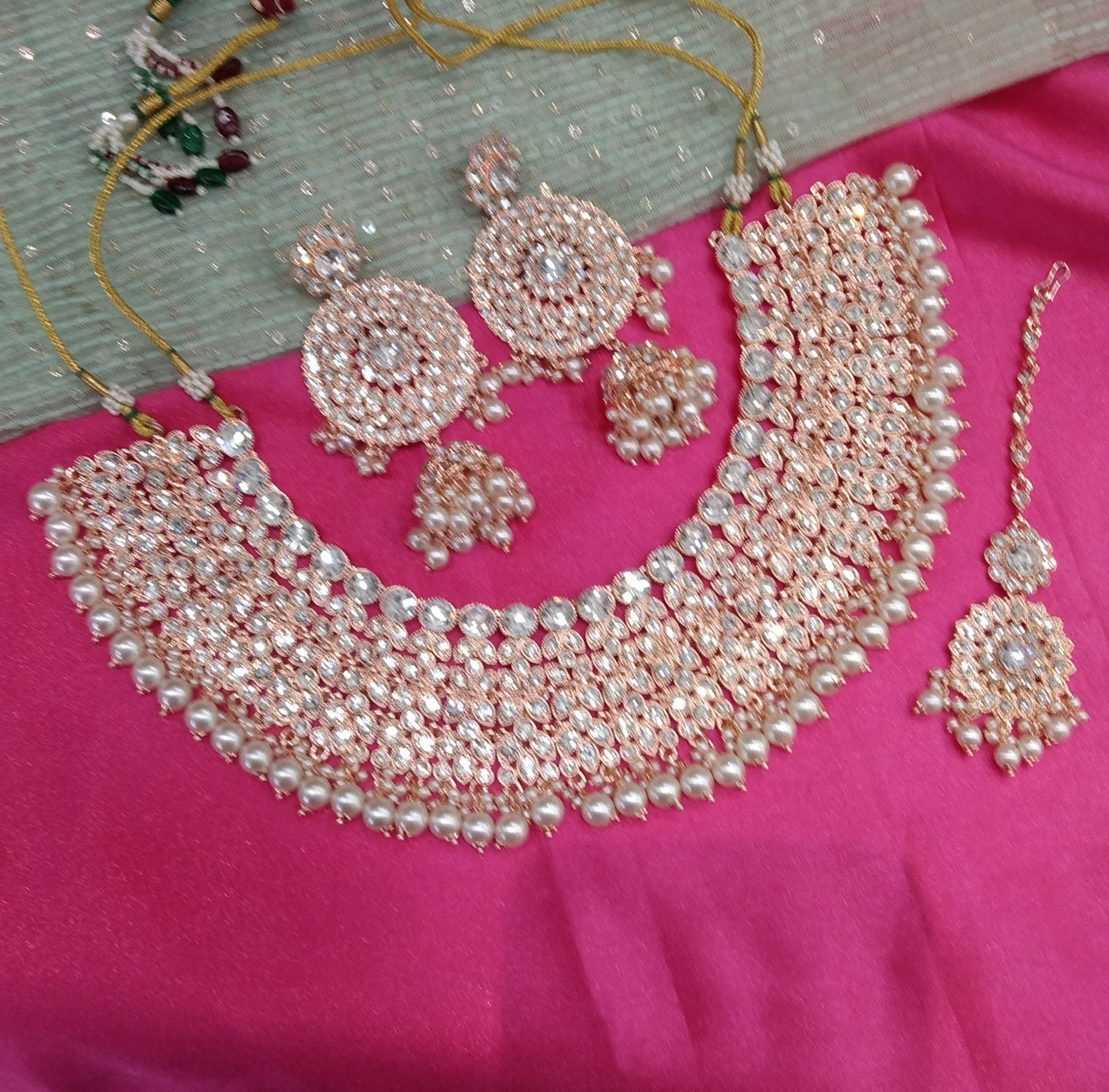 Rose White Necklace Jewellery Ventura Set