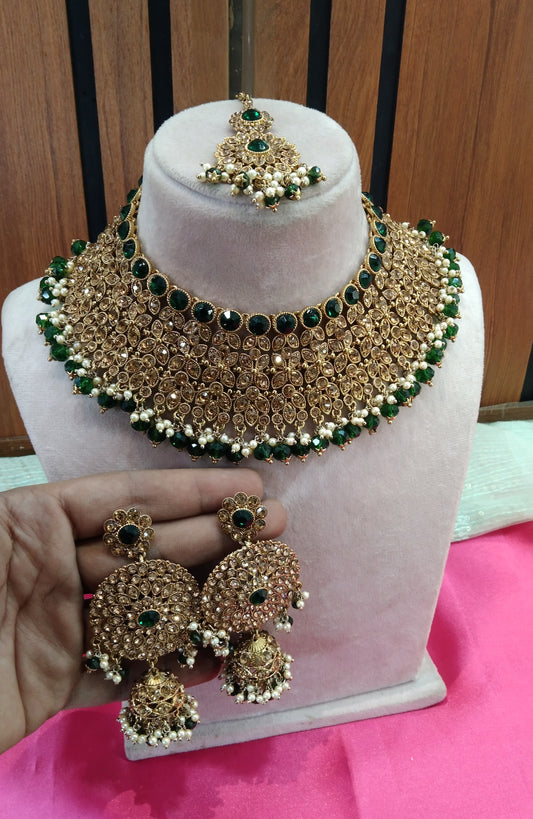 Green Necklace Jewellery Ventura Set