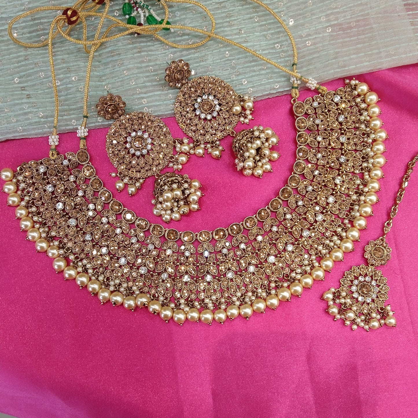 Antique Gold Necklace Jewellery Ventura Set