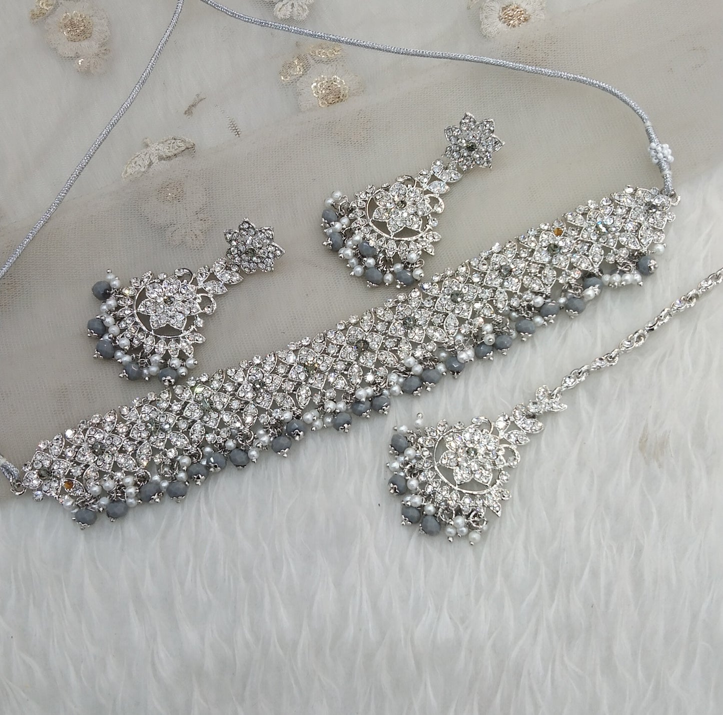 Grey Choker Jewellery Tesli Set