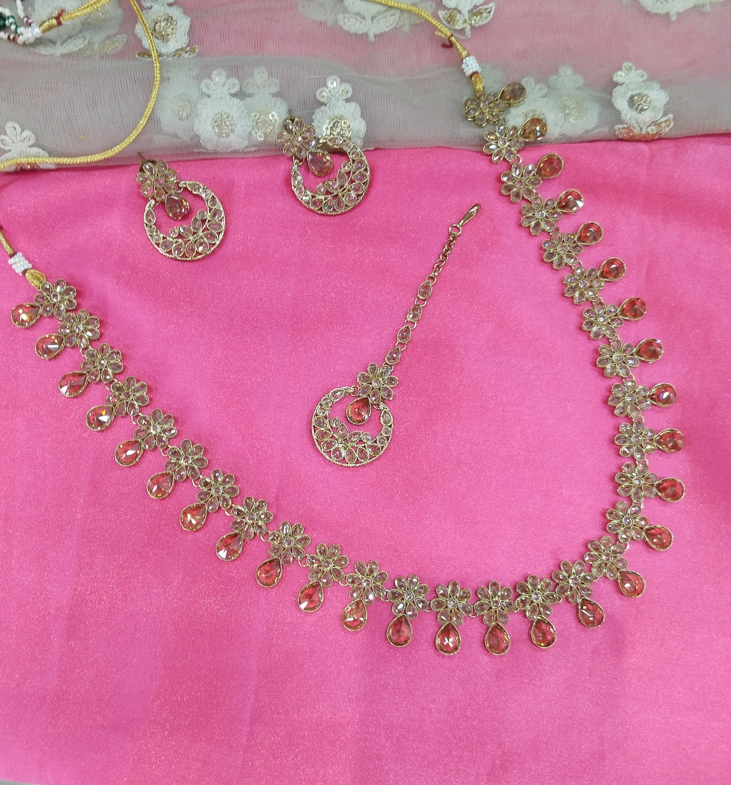 Antique Gold Long Haar Necklace Jewellery Sherry Set