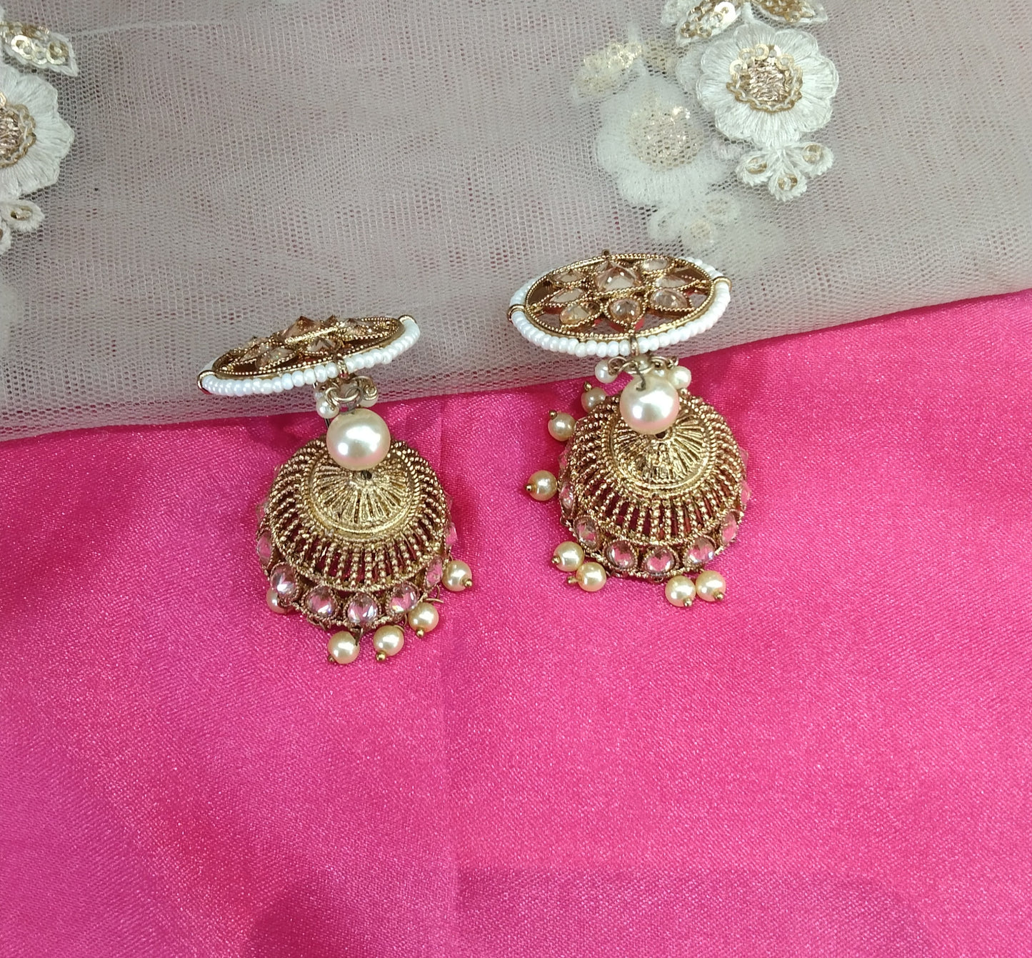Antique White Kundan Jumka Golden Bollywood Earrings