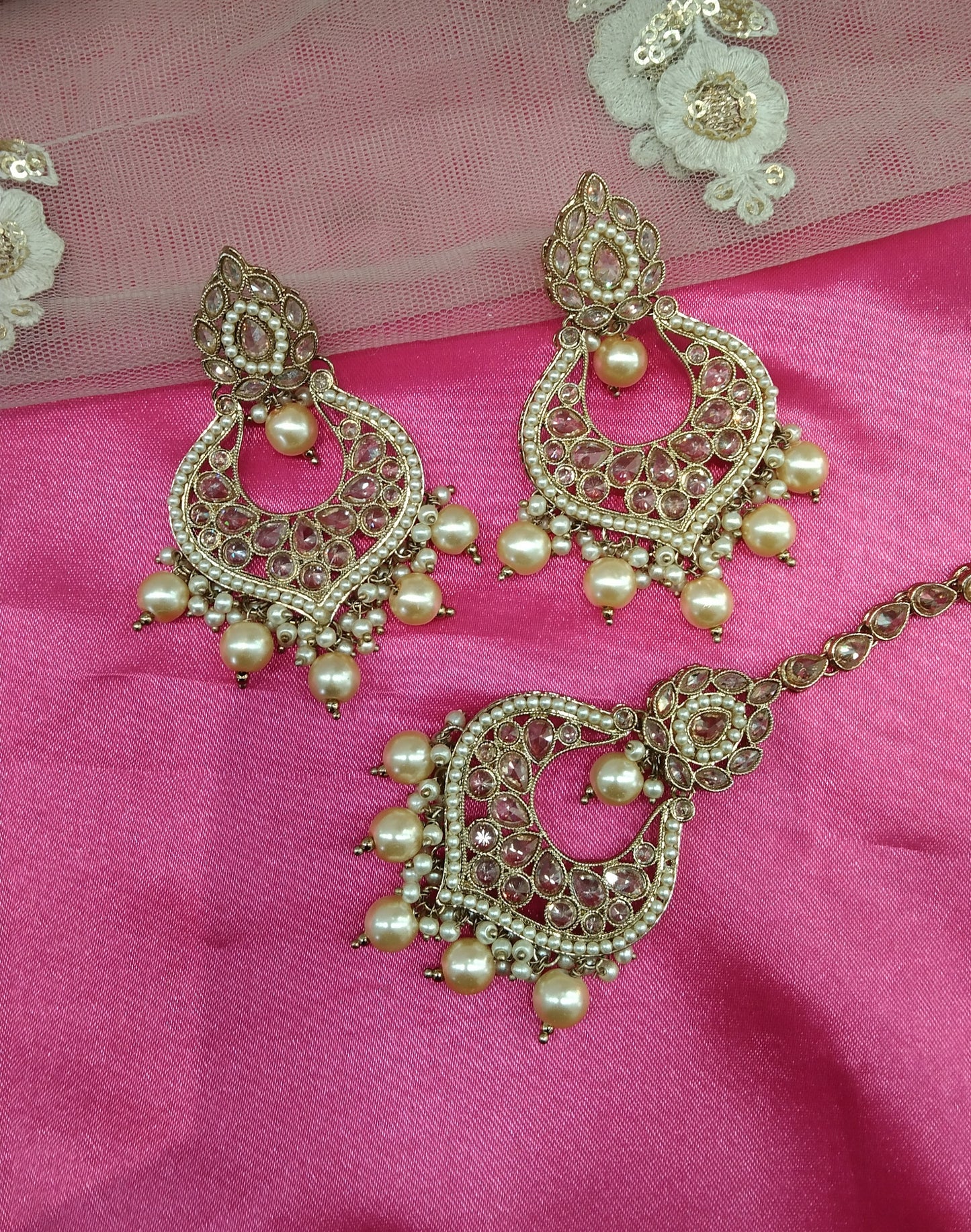 Antique Gold Chandbali Current Bollywood Earrings Tikka Set