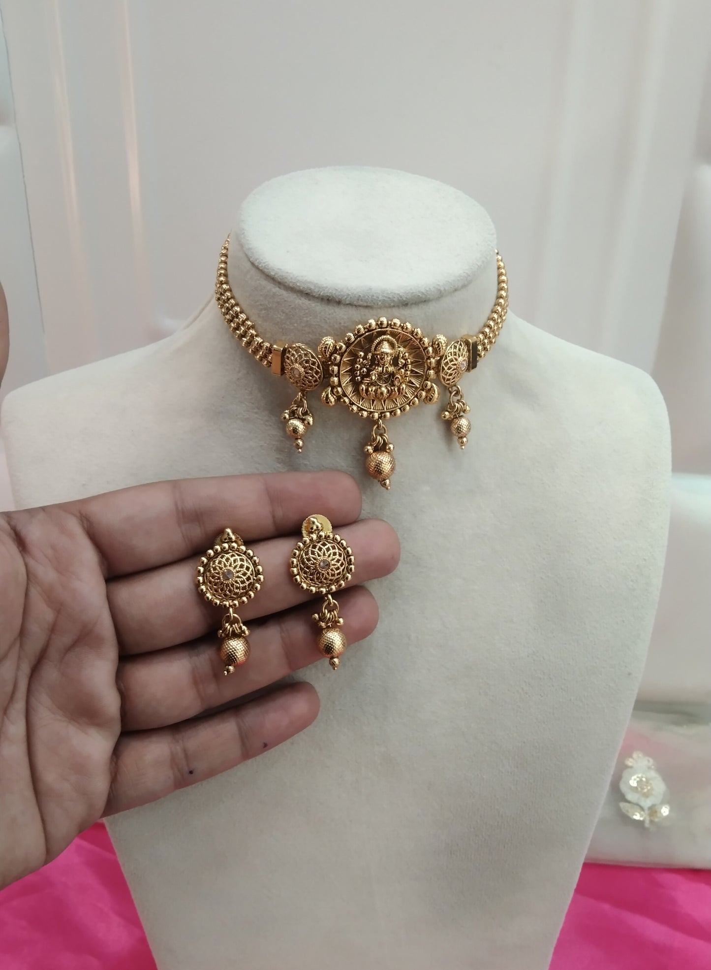 Gold Polki Choker Temple Jewellery Bini Set