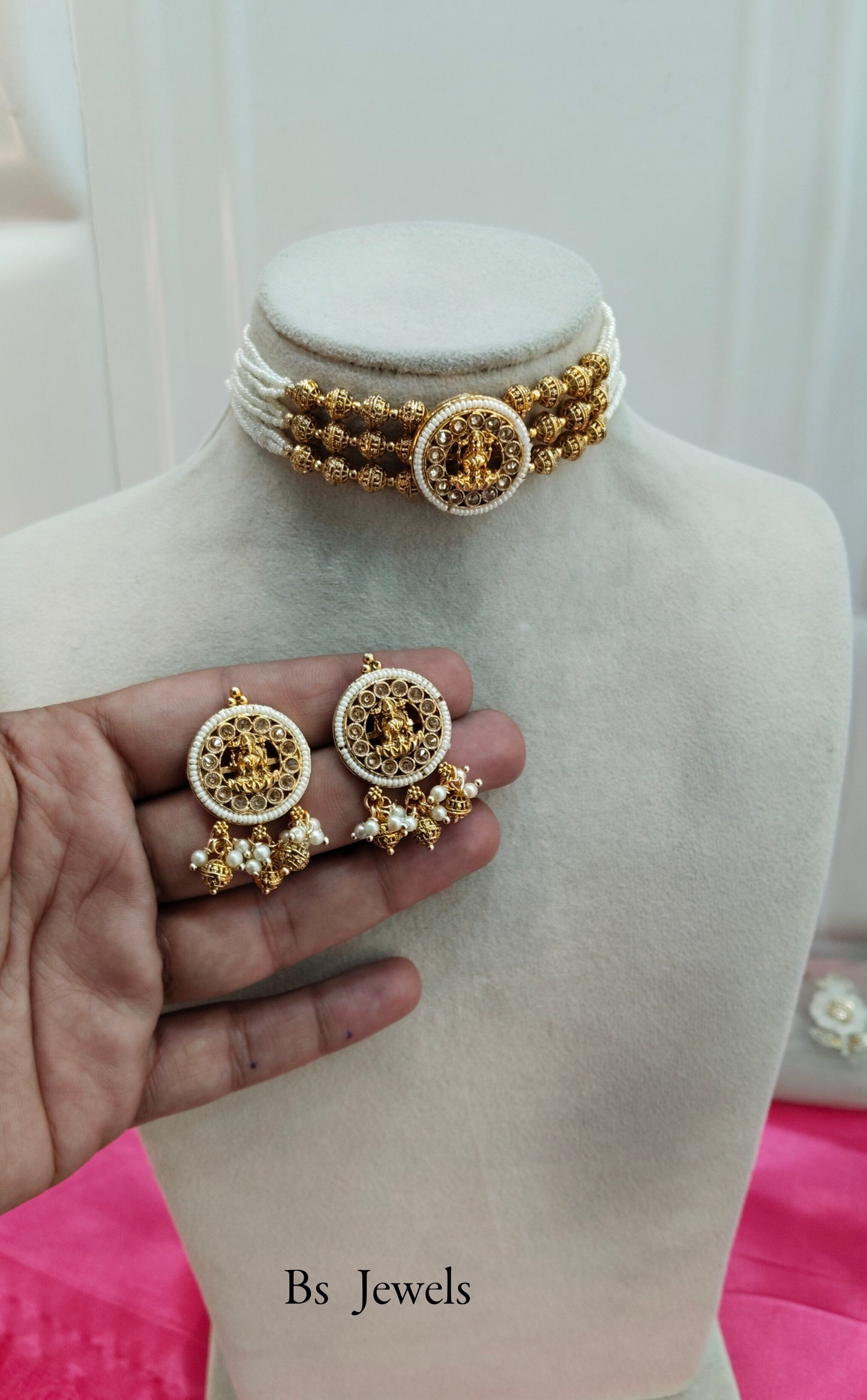 Gold White Polki Choker Temple Jewellery komal Set
