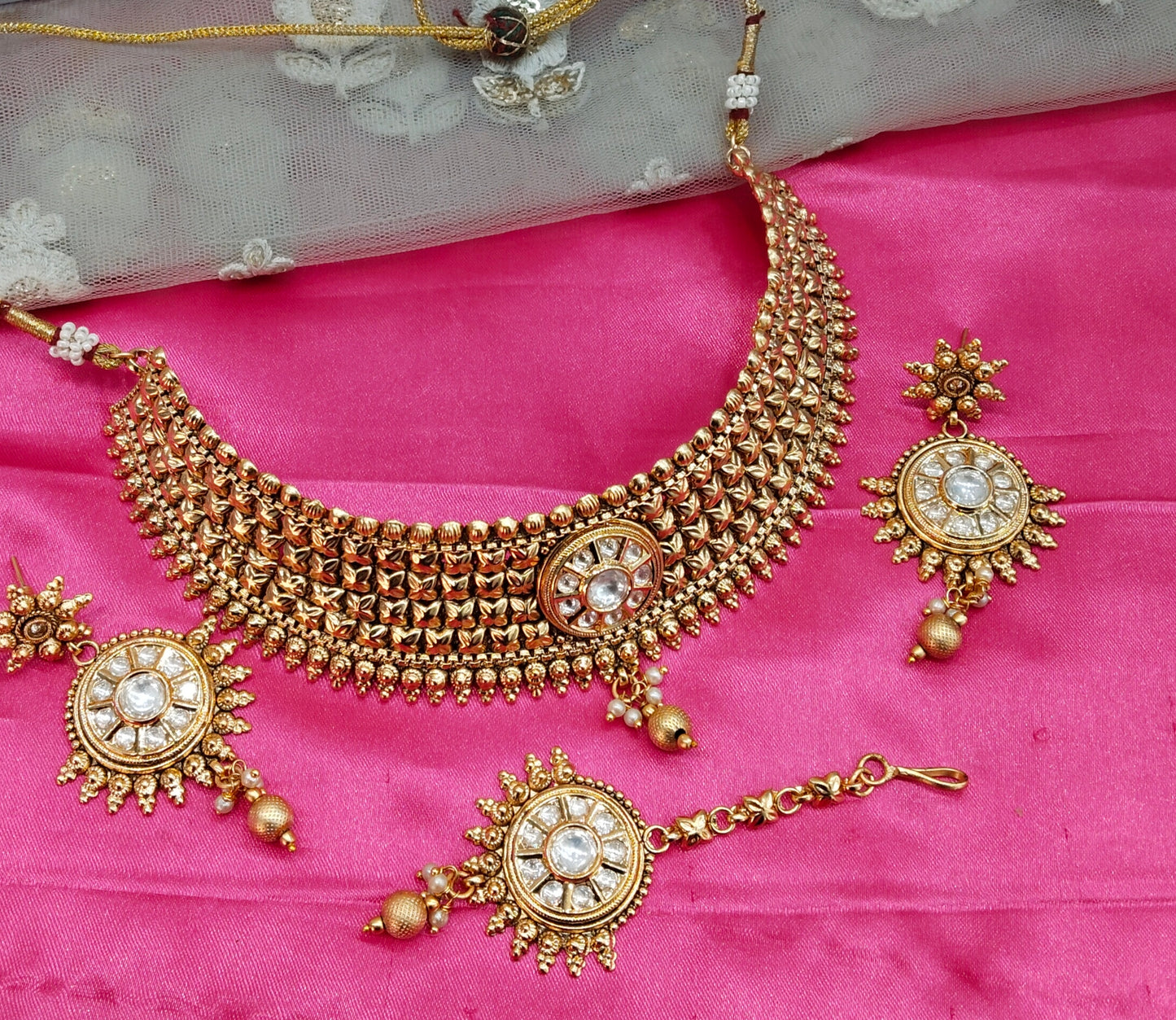 Gold Polki Choker Jewellery Beams Set